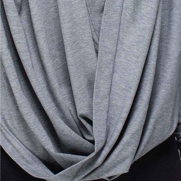 Lululemon Women’s Iconic Wrap Sweater in Grey Heather Size 4 - Picture 5 of 9